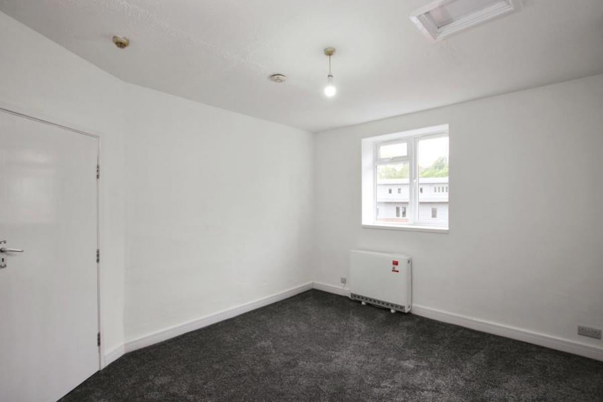 Flat Cheltenham Road in Bristol