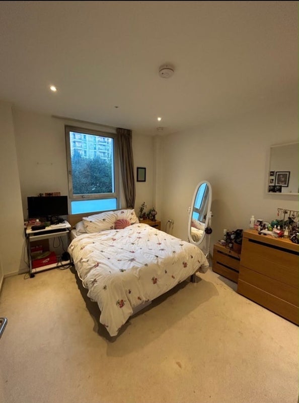 Room Prize Walk in Greater London