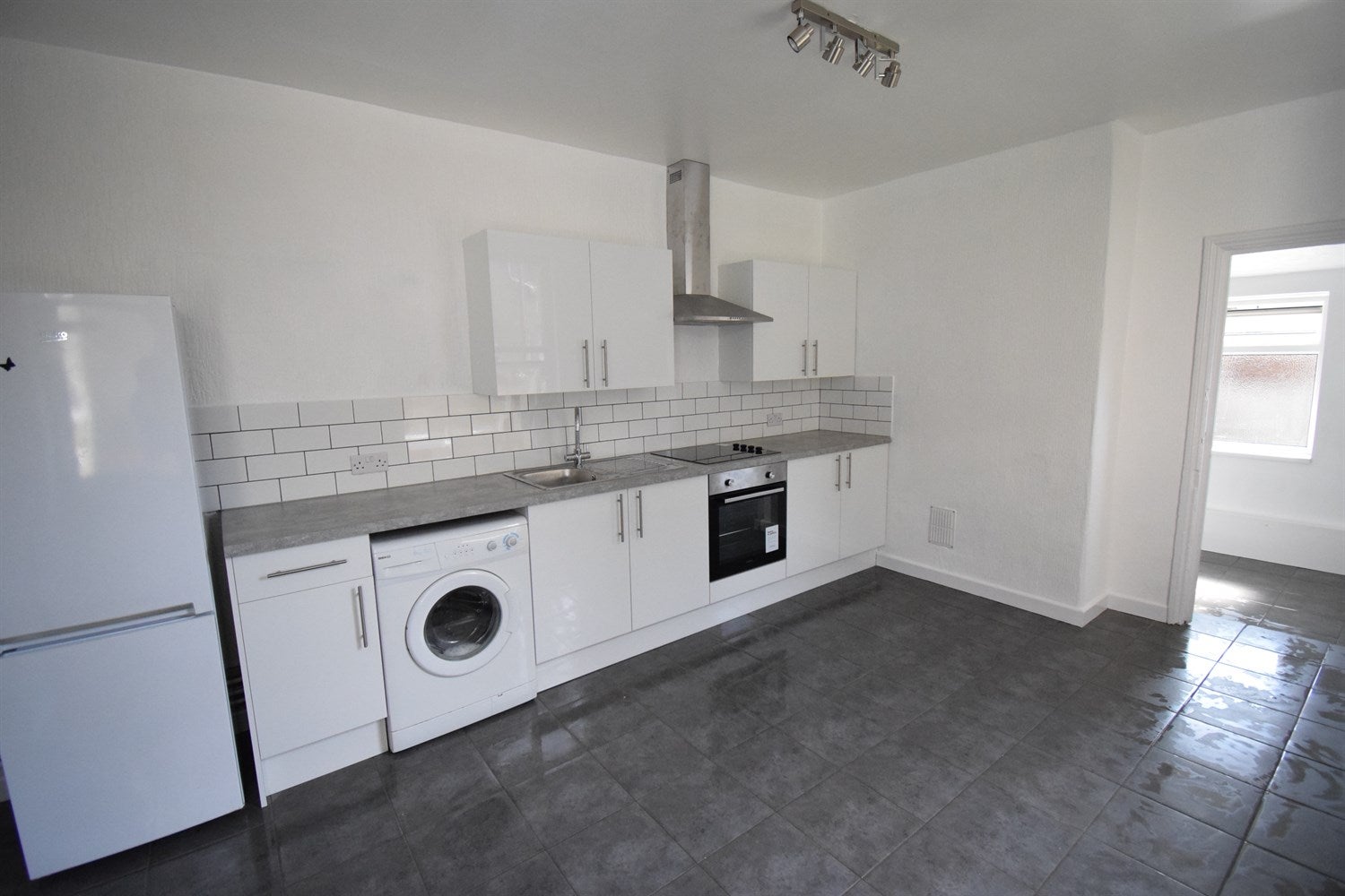 Flat Penarth Road in Cardiff