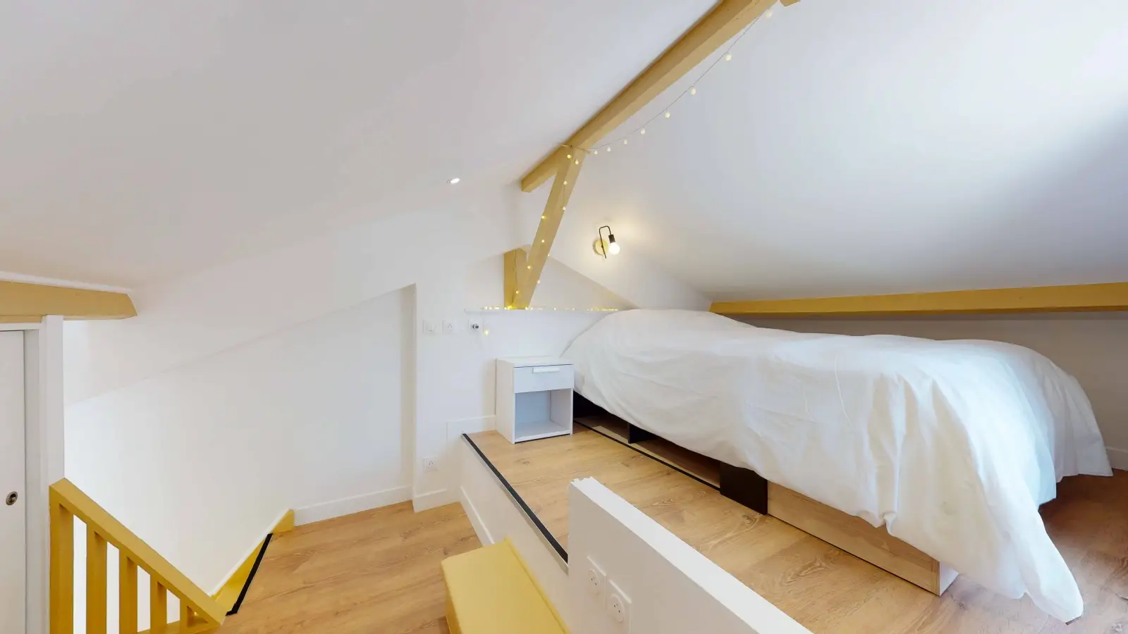 Chambre Rue de la Gauchère à Suresnes