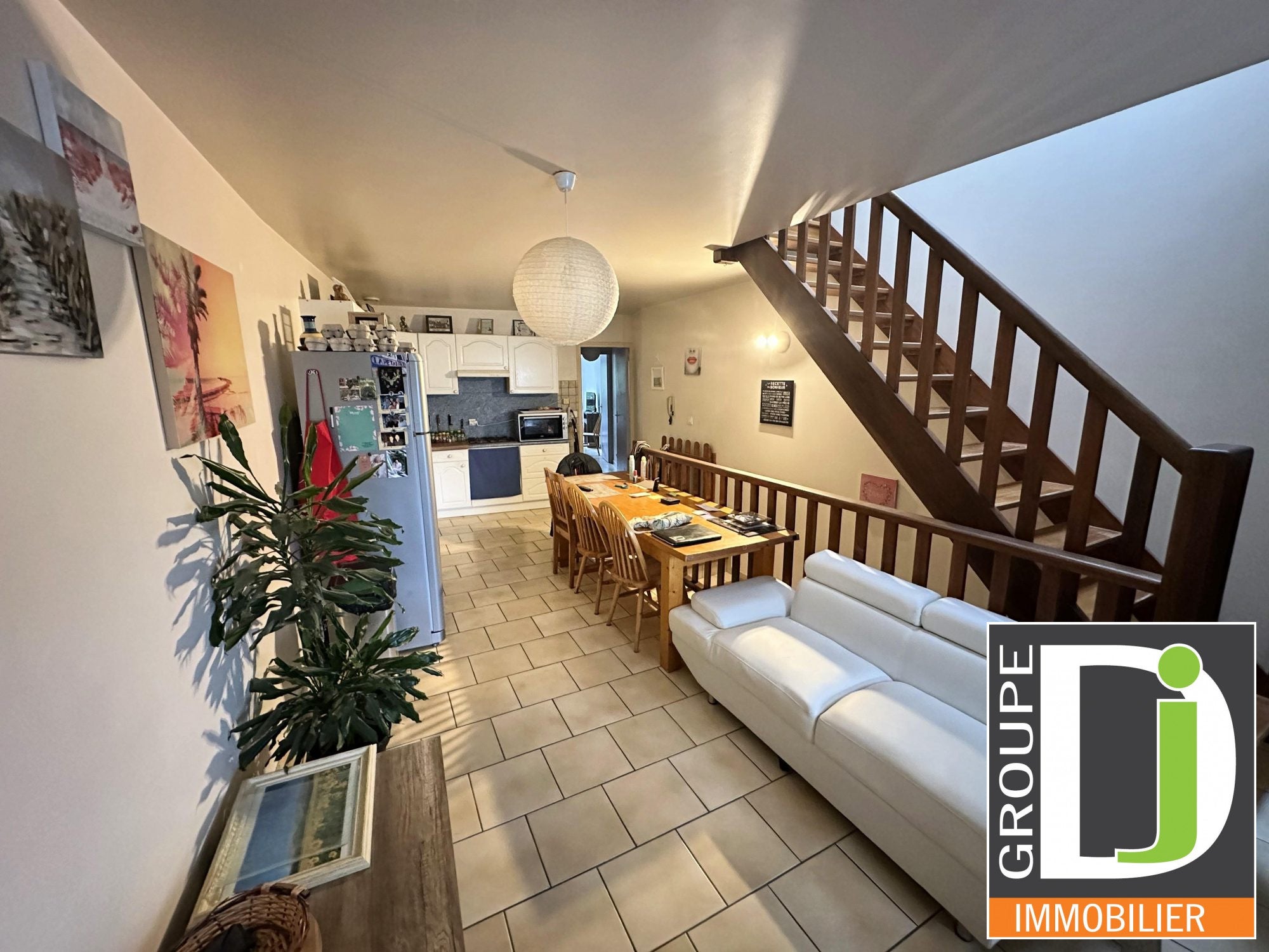 Appartement Place de la République à Étoile-sur-Rhône