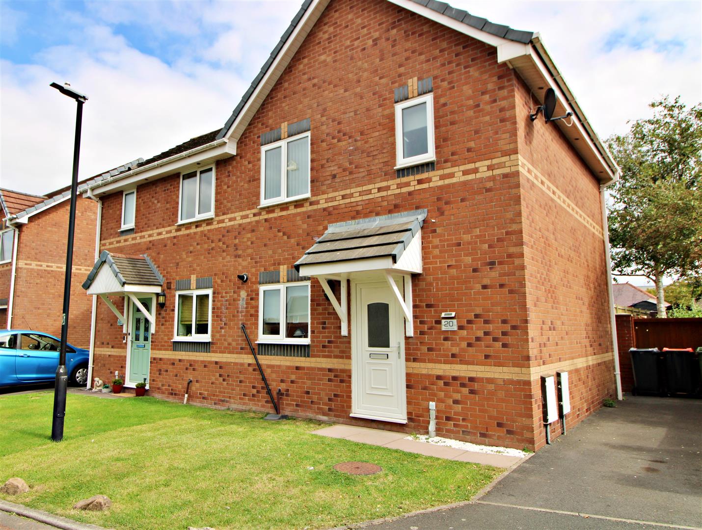 House Leyfield Close in Borough of Wyre