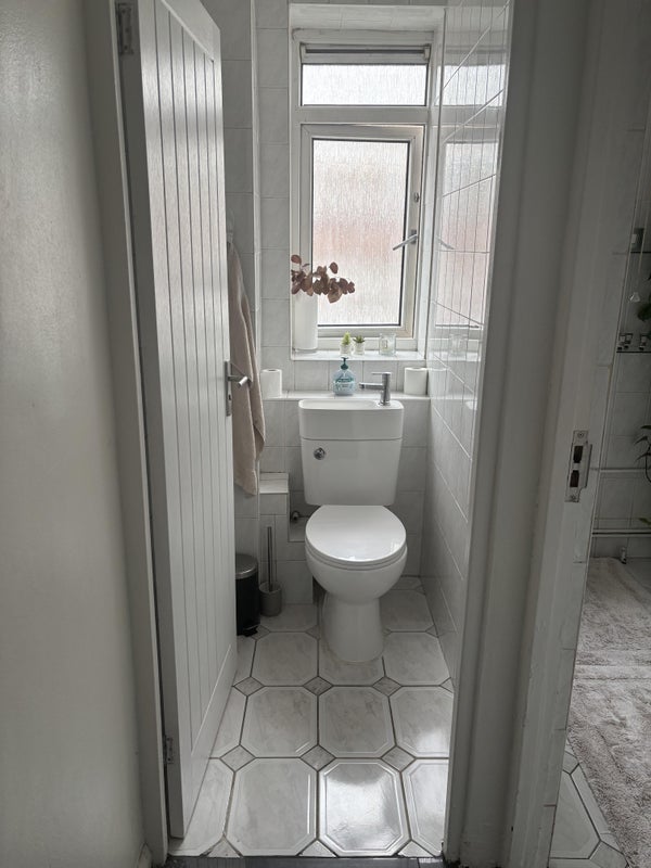 Room Hartington Road in Greater London