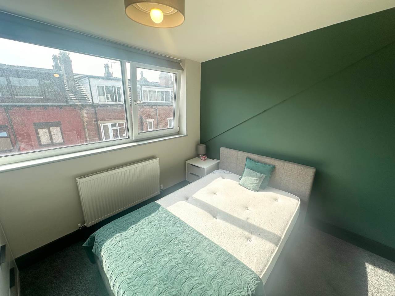 Room Back Spring Grove Walk in Leeds