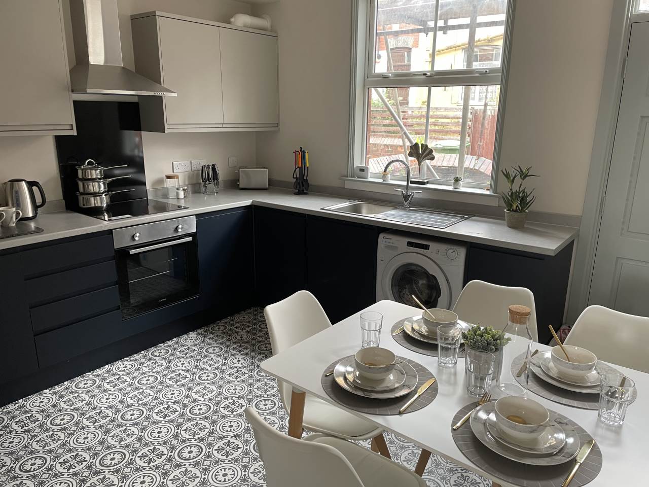 Room Back Spring Grove Walk in Leeds