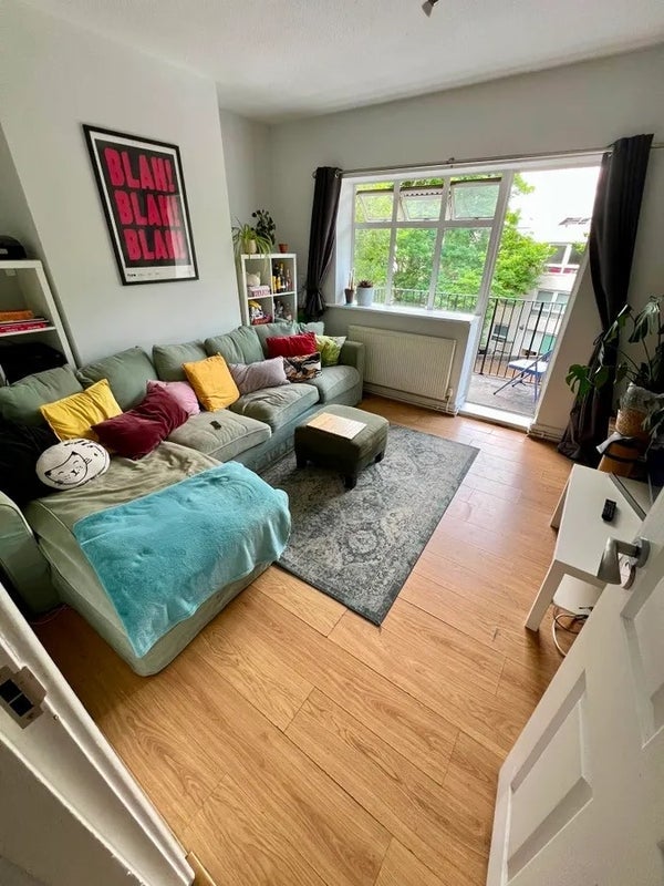 Room Three Colt Street in Greater London