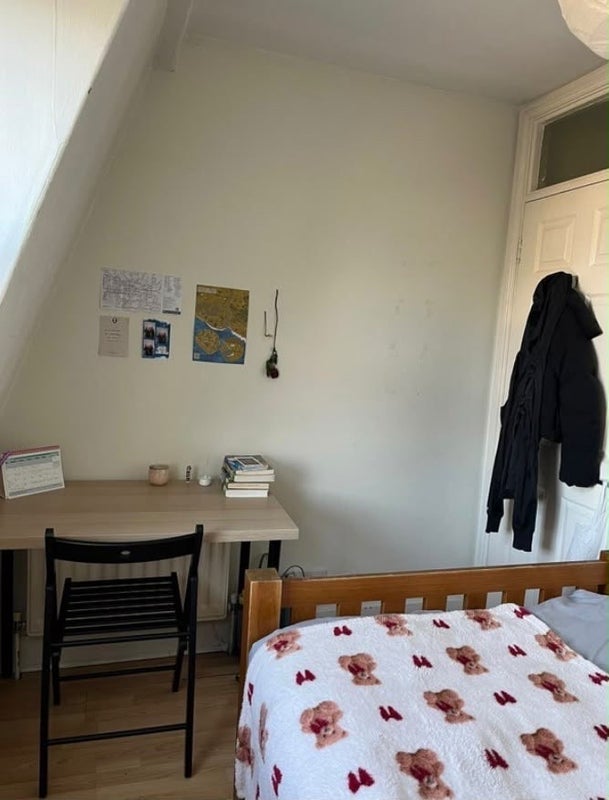 Room Milkwood Road in Greater London