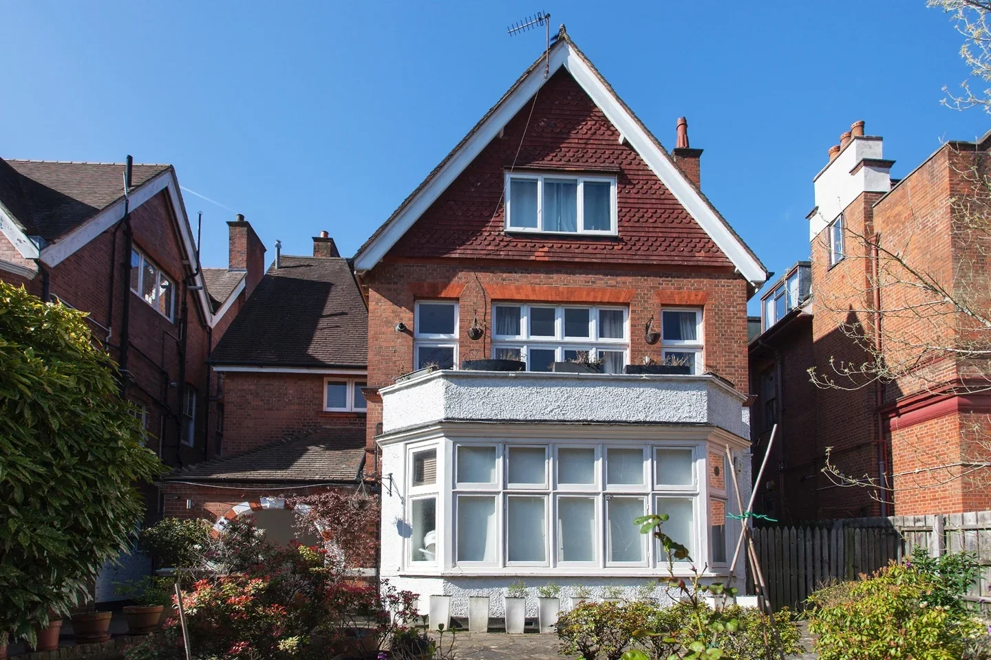 Flat Lindfield Gardens in Greater London