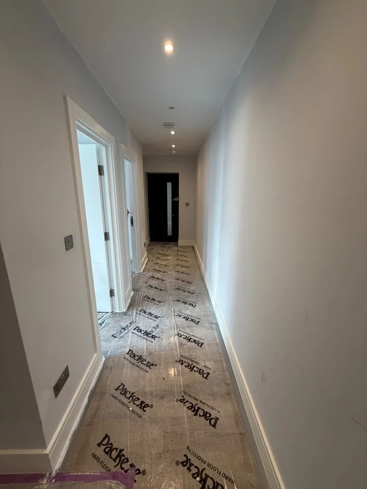 Flat Burdett Road in Greater London