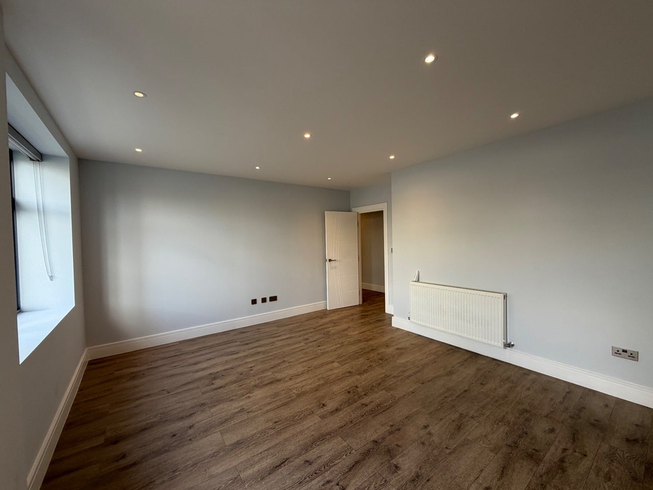 Flat Burdett Road in Greater London