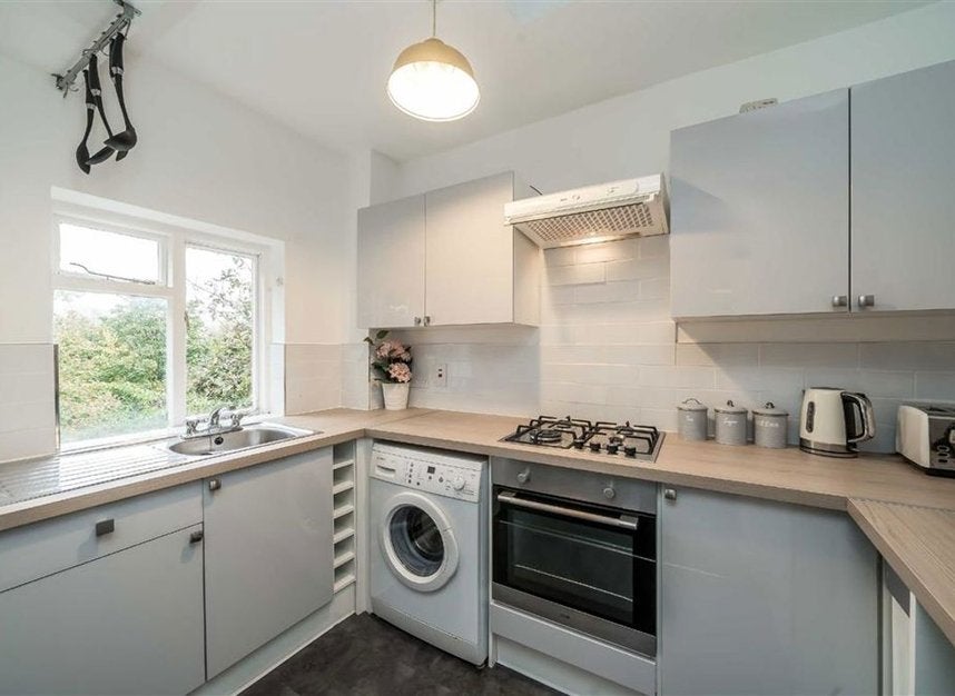 Flat Bonnington Square in Greater London