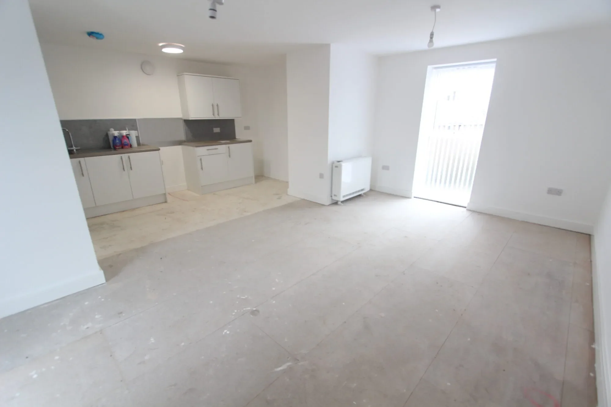 Flat Chaucer Close in Sheffield