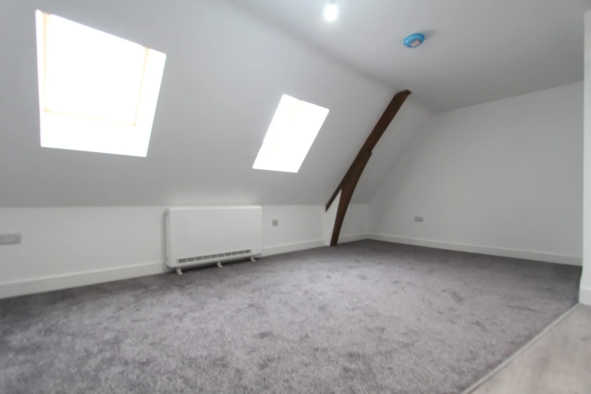 Flat Chaucer Close in Sheffield