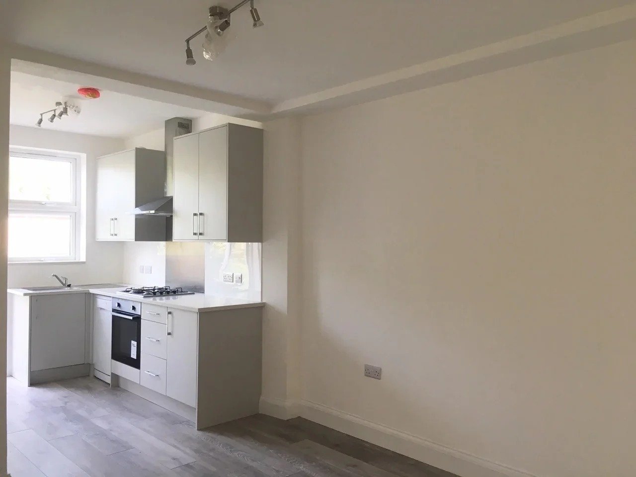 Flat Howard Road in Greater London