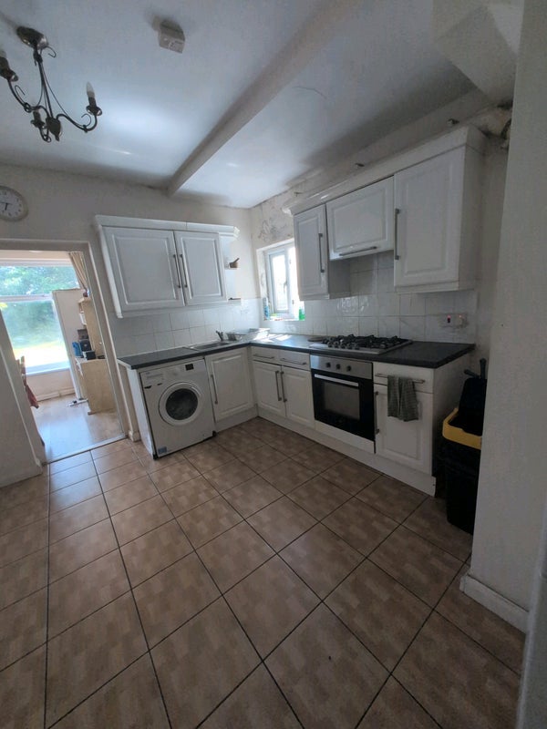 Room Brocket Way in Greater London