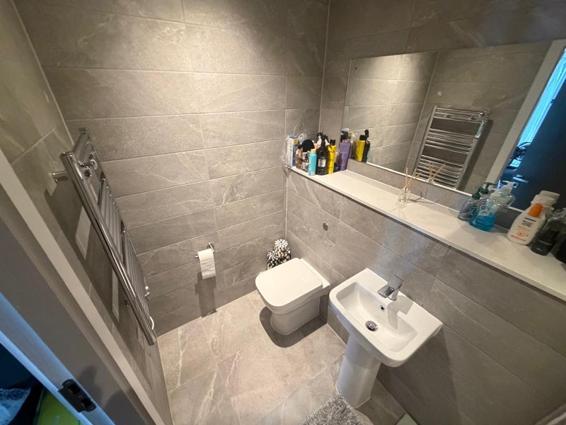 Room Trinity Way in Salford