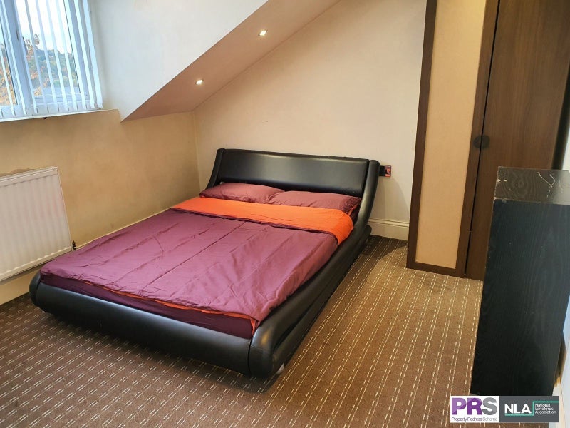 Room Lupton Street in Bradford