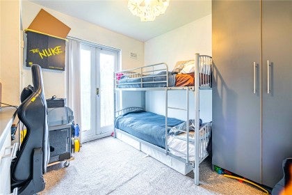 Flat Eldon Avenue in Hertsmere