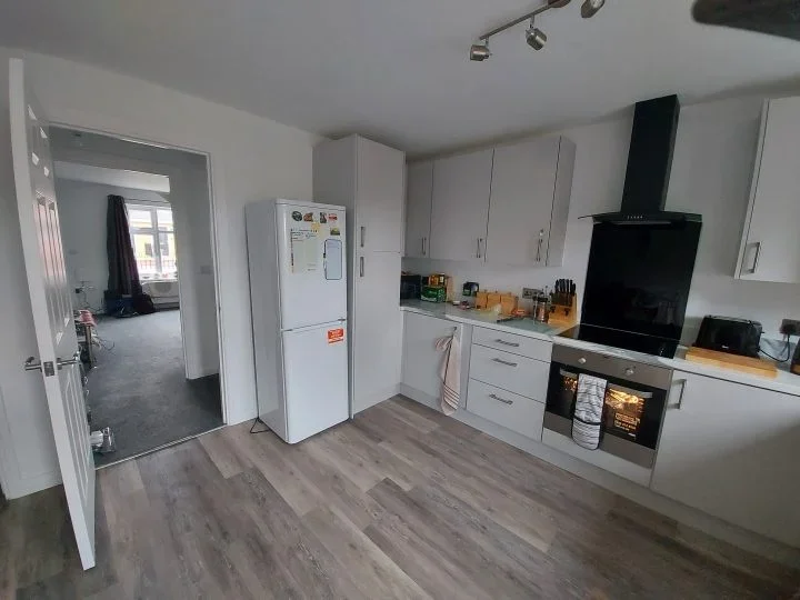 Room Belle Vue Road in Leeds