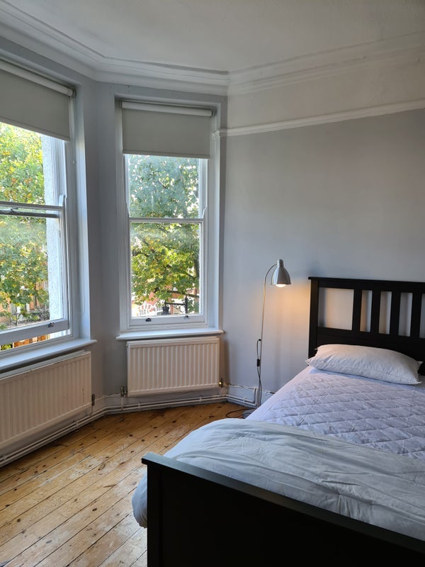Room Widdenham Road in Greater London