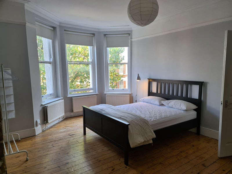 Room Widdenham Road in Greater London