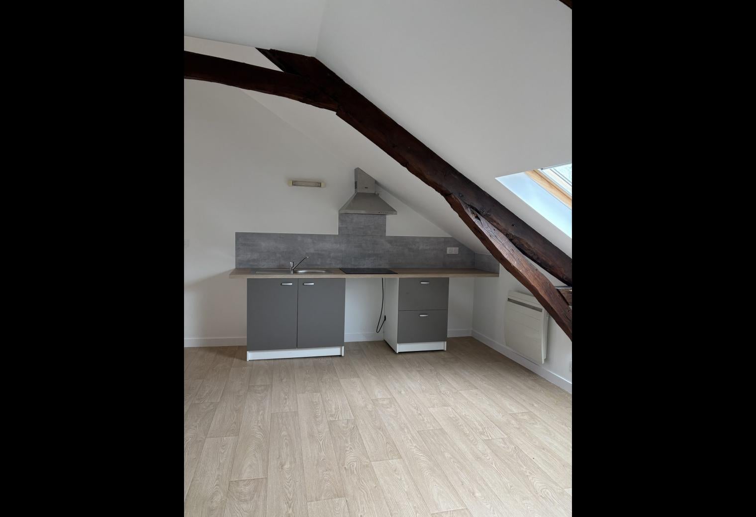 Appartement Place de l'Église à Nouvoitou