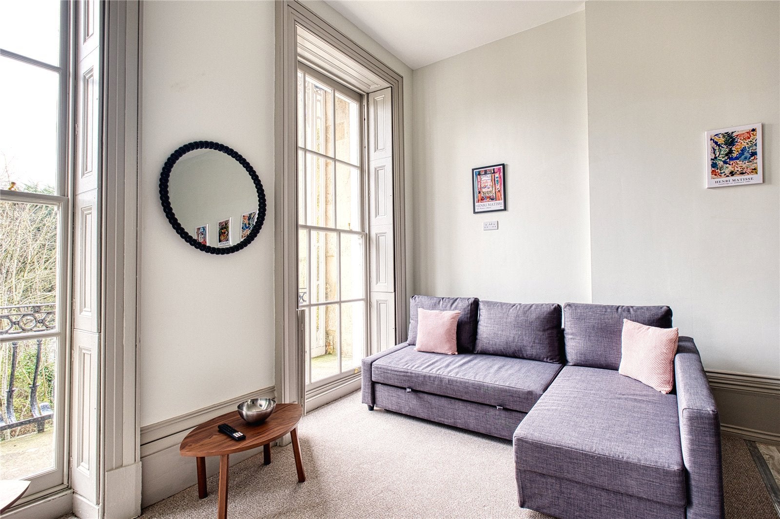 Flat Lansdown Place in Cheltenham