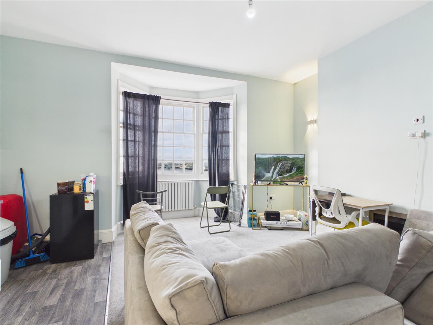 Flat Marine Parade in Brighton