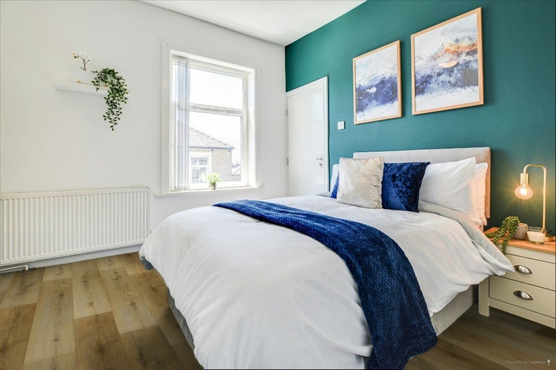 Room Manchester Road in Burnley