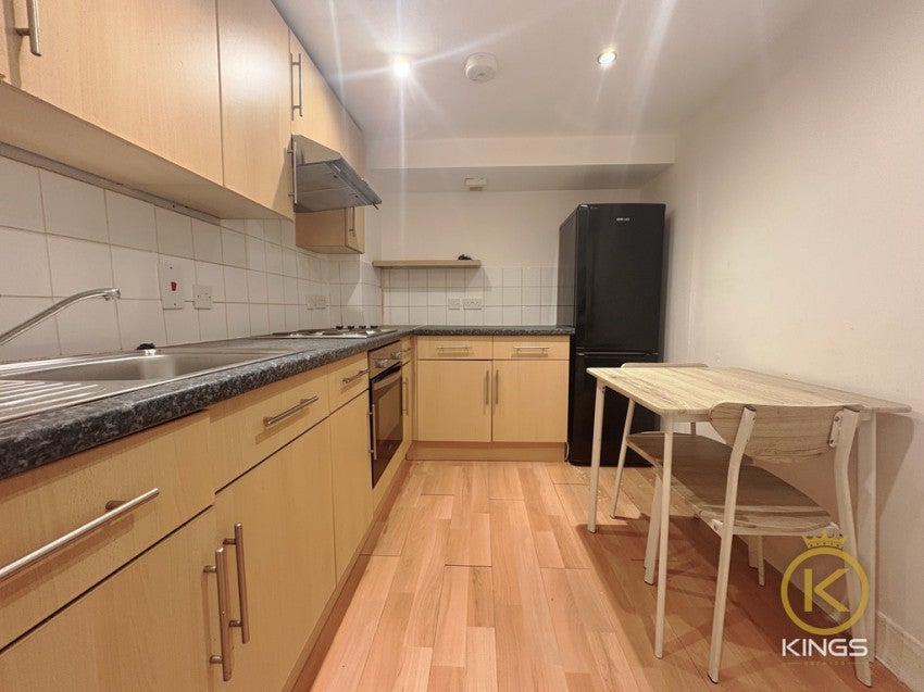 Flat Crasswell Street in Portsmouth