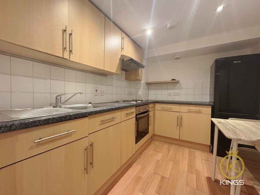 Flat Crasswell Street in Portsmouth