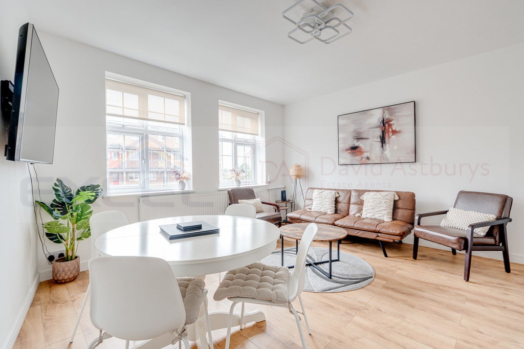 Flat Naseby Close in Greater London