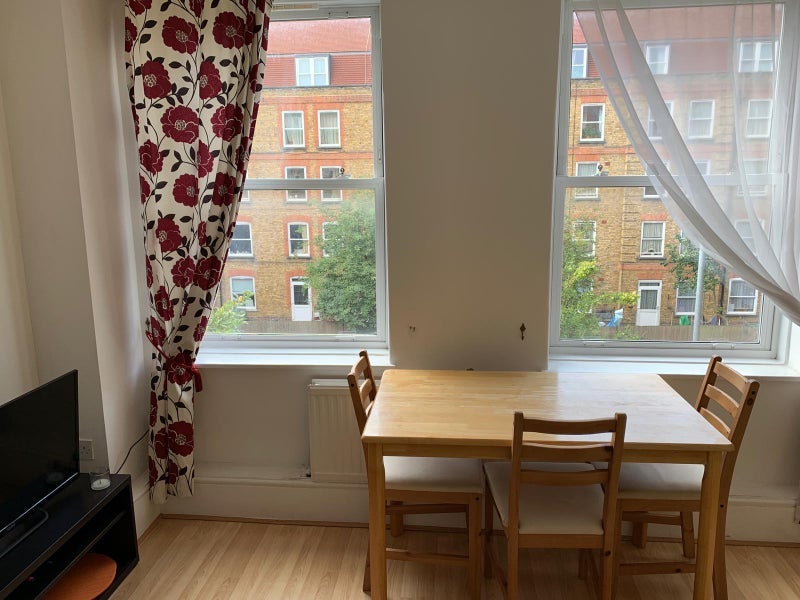 Room Fulham Court in Greater London