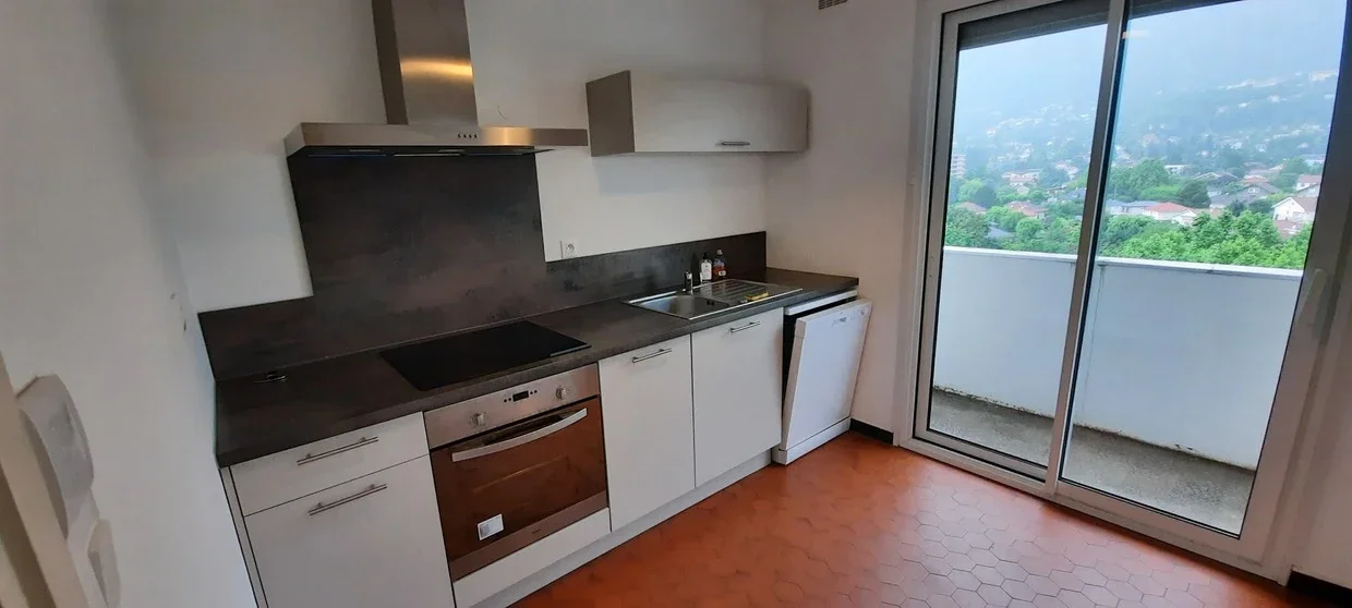 Flat Rue du Rachais in Meylan