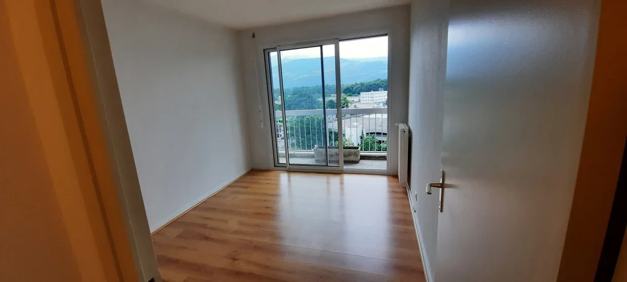 Flat Rue du Rachais in Meylan