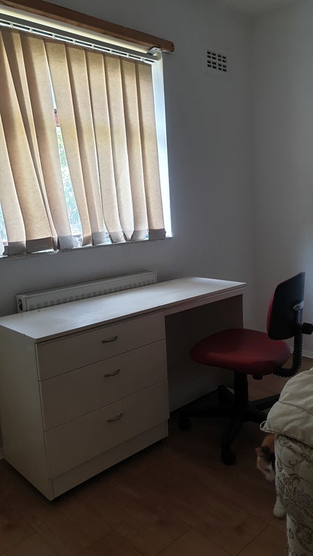 Room Speedwell Road in Ipswich