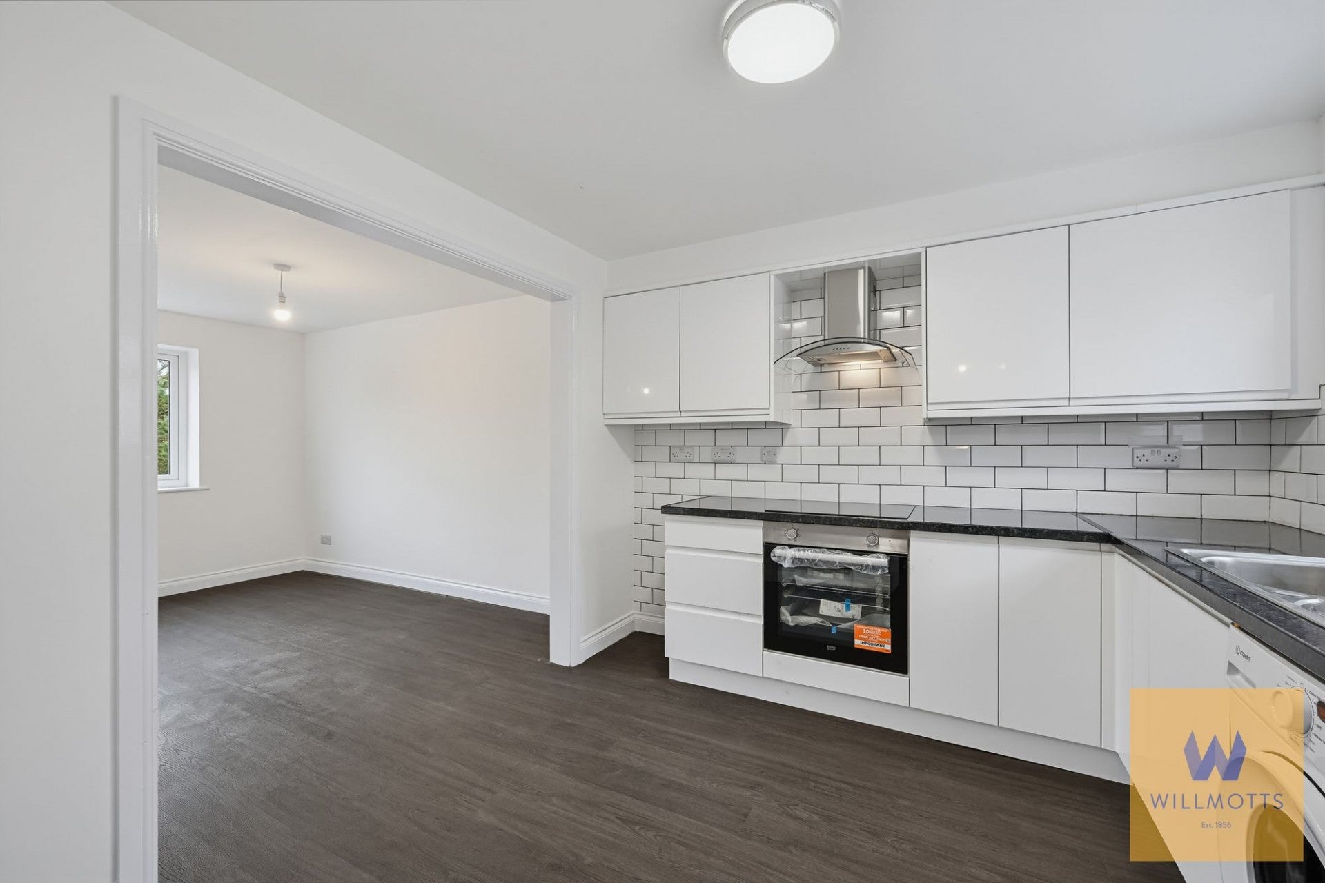 Flat Ashburnham Road in Greater London