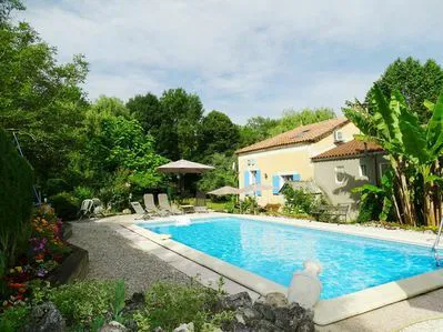 House Route d'Agen in Tournon-d'Agenais