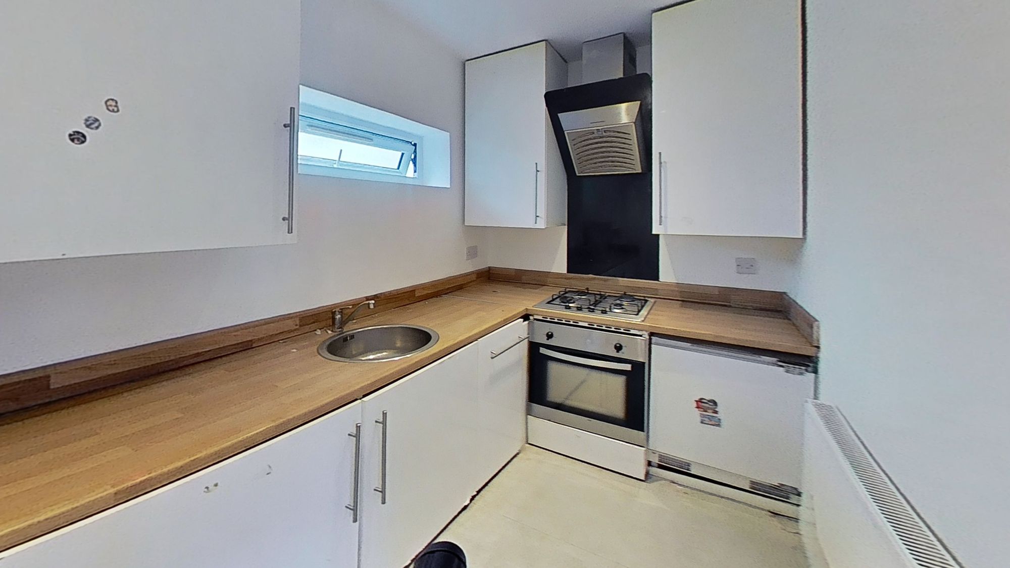 Flat Selhurst Road in Greater London