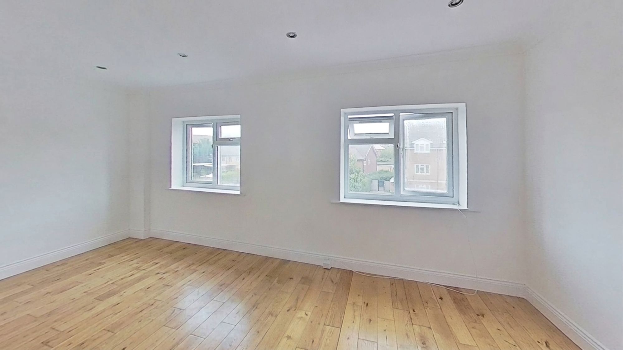 Flat Selhurst Road in Greater London