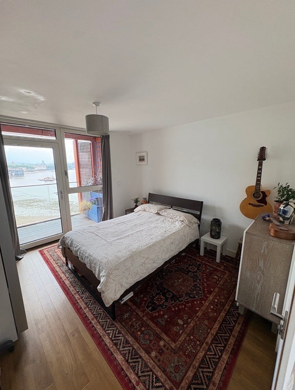 Room Cable Walk in Greater London