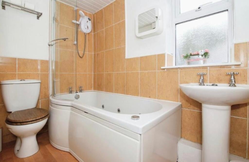 Flat Craghall Dene in Newcastle upon Tyne