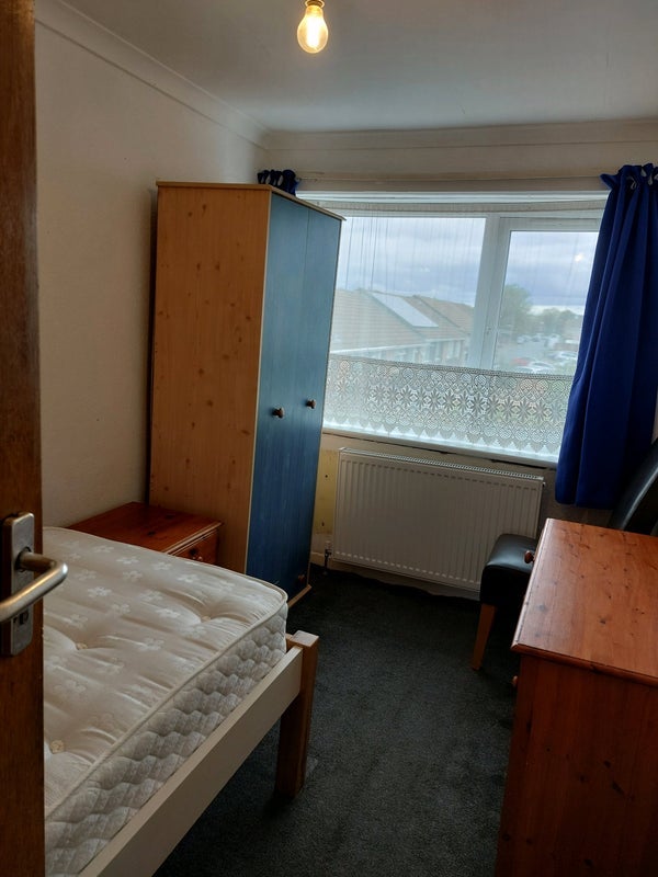 Room Eastbridge in Slough