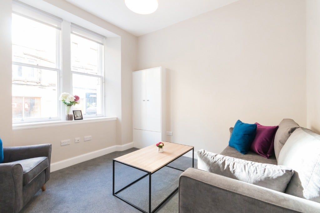 Flat Gorgie Road in City of Edinburgh