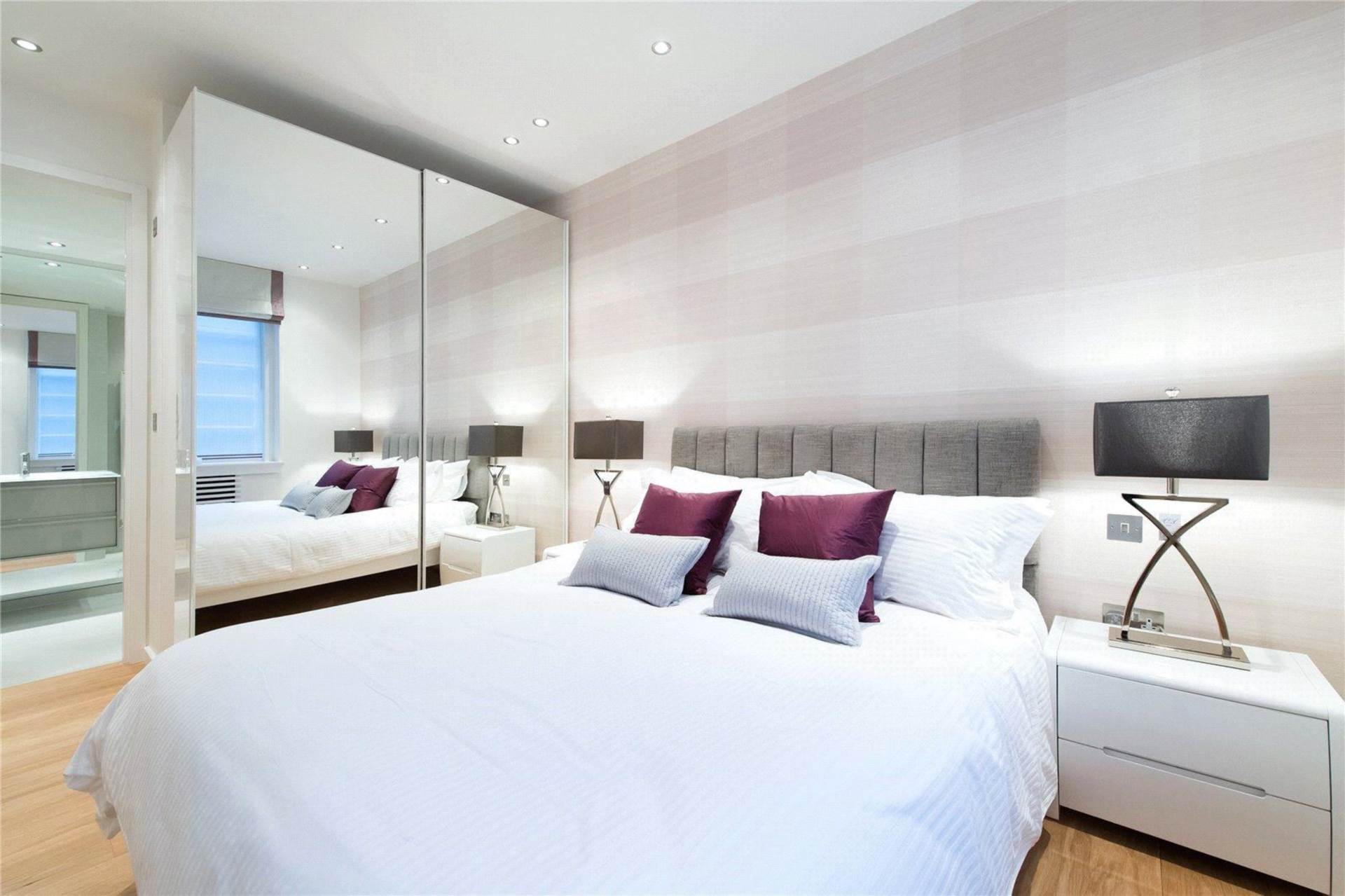 Flat Lowndes Square in City of Westminster
