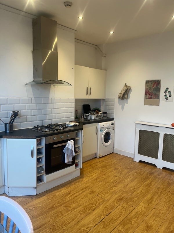 Room Wilbraham Road in Manchester