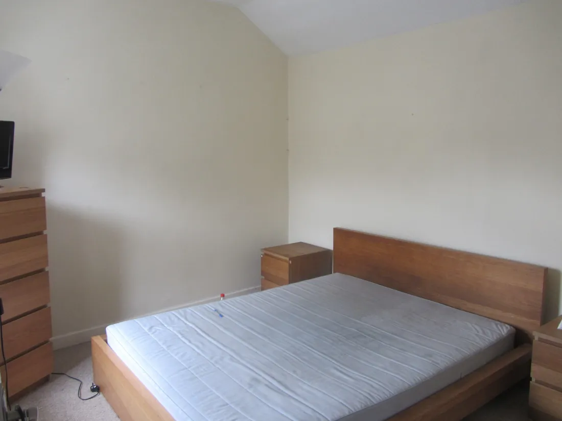Flat Clare Place in Cardiff