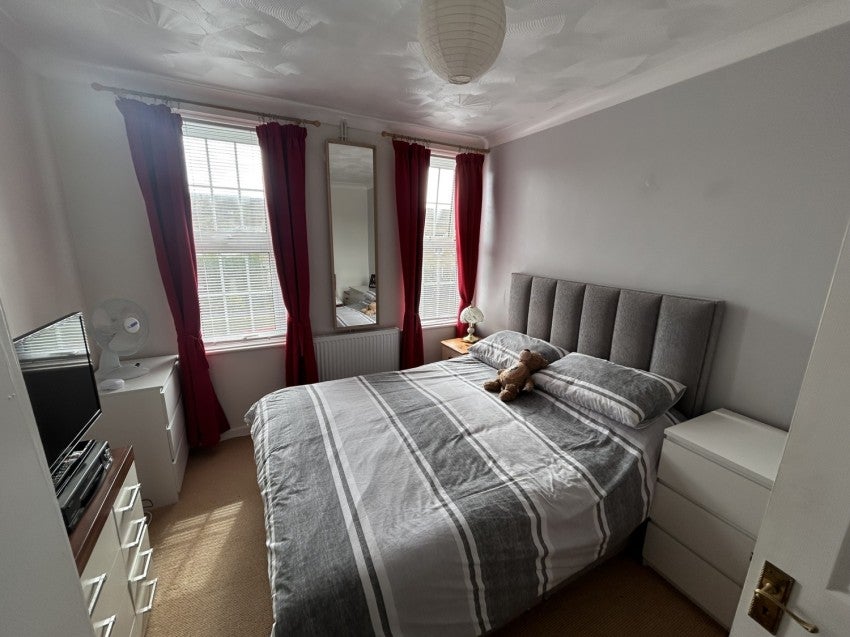 Flat Hamilton Court in New Forest