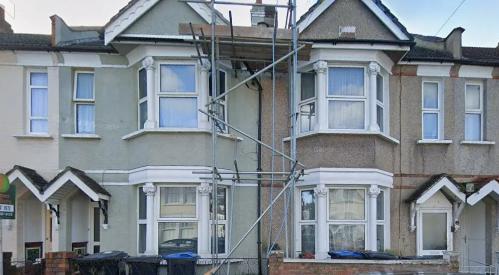 House Hathaway Road in Greater London