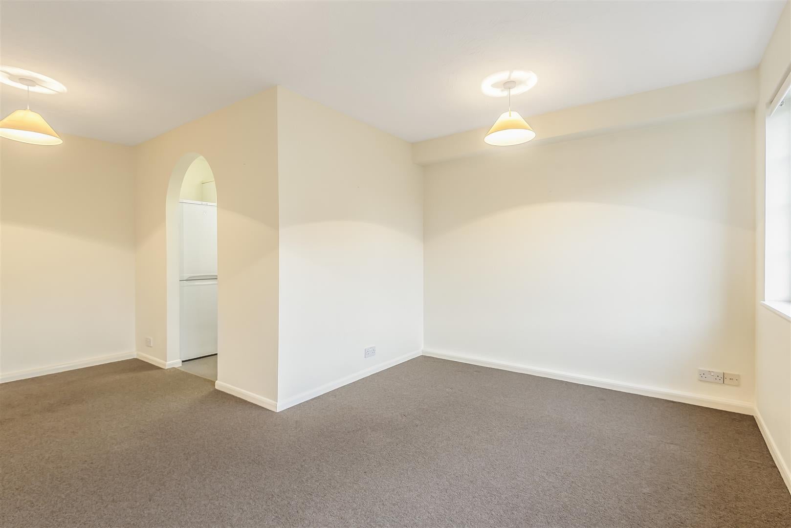 Flat Sigrist Square in Greater London
